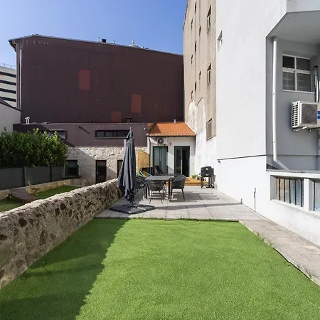 Liiiving In - Bolhao Garden *