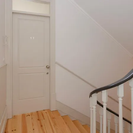 Liiiving In - Bolhao Garden *