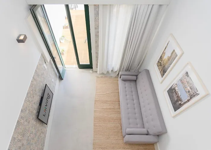 Liiiving In - Bolhao Garden Appartement